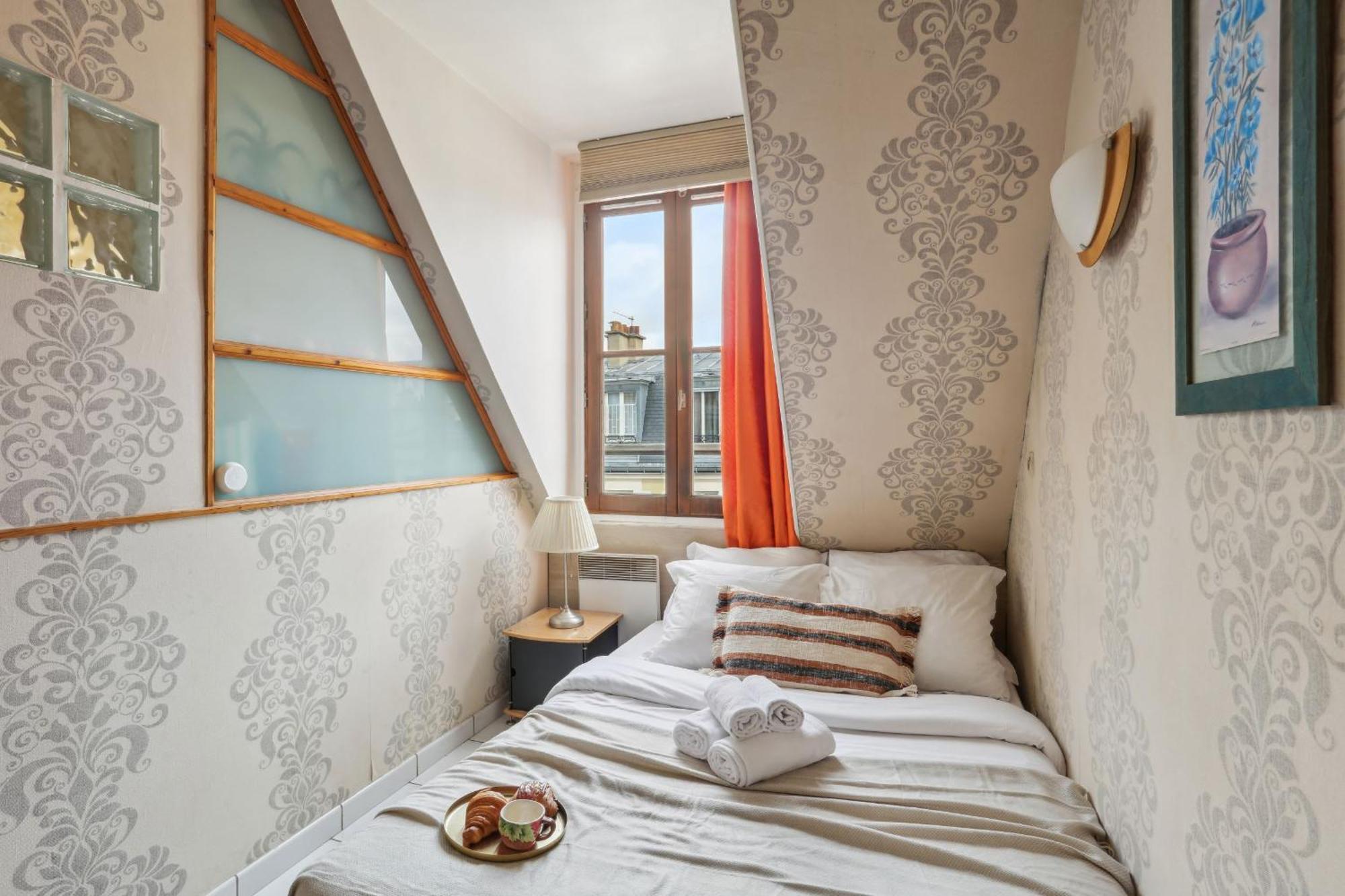 Eiffel Tower & Faubourg - 1Br - Cityapartmentstay ปารีส ภายนอก รูปภาพ